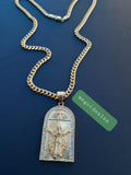 14k 6mm Gold Plated Cuban link Chain and Pendant